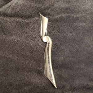 Silver tone lapel pin